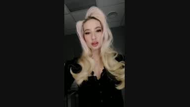 Красотка Эльза