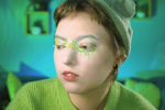 rock stone๐ธ๐ฟ โ White Make Up, Green Mood