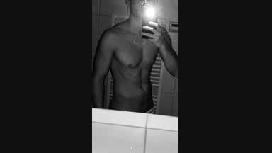 luca live Chaturbate webcam gallery thumbnail