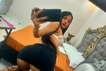 👑