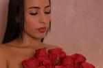 Temptations are also born between petals 🌹