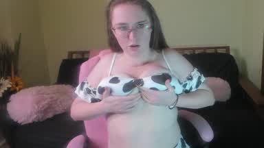 Cow maid Nyx Titty Drop