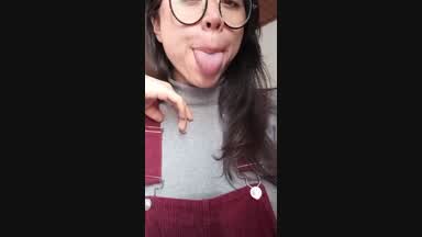 un besito