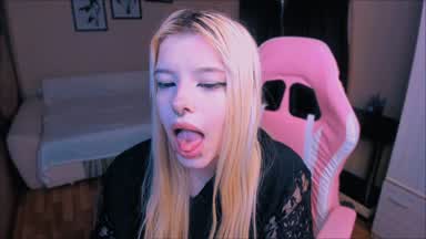 I got pretty playfull tongue