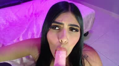Blowjob close cam