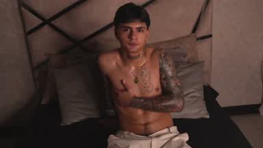 👀