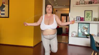 Jumping-rope-and-bouncing-my-tits