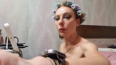 isa and gonzo โ CURLERS FETISH, MAKE UP, ANAL ASS TO MOUTH, CUMSH