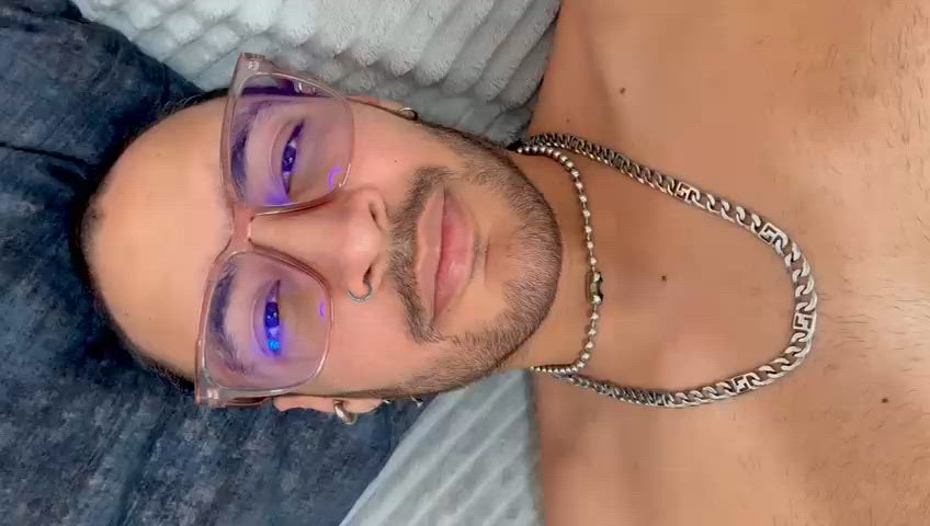kiss