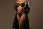 Bold and sensual Samantha
