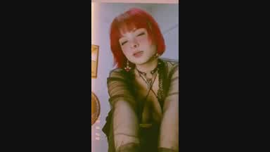 <3