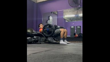En el gym🦍