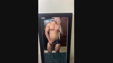michael salens (independent model) live Chaturbate webcam gallery thumbnail