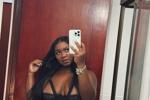 How sexy I look in the mirror
