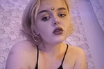 <3