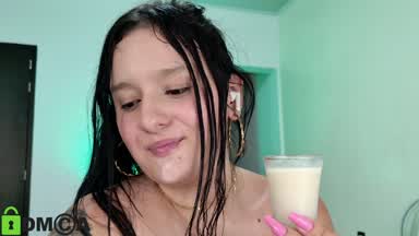 Fill a glass of milk and drink it