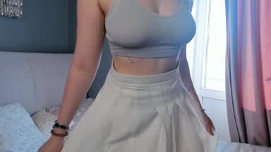 <3