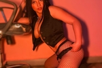 😈
