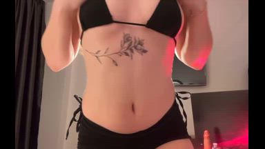 look at my sexy body
