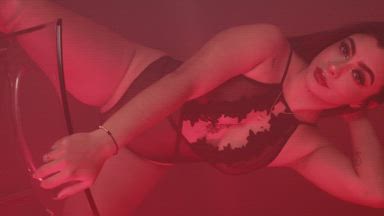 Come closer to my body  😏