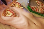 feed the kitten pizza