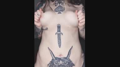 nude