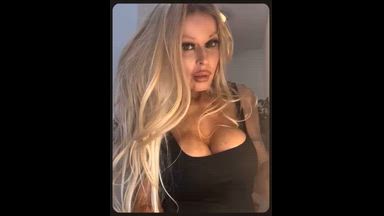 Your blonde rock mommy