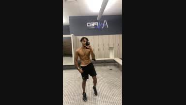 Gym pic (shirtless)