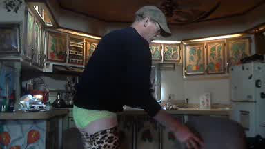nobles an green panties