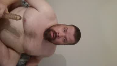 Masturbating & jacking off with my Dildo.