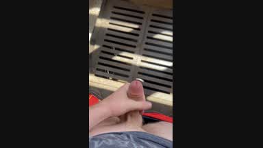 Quick little cum