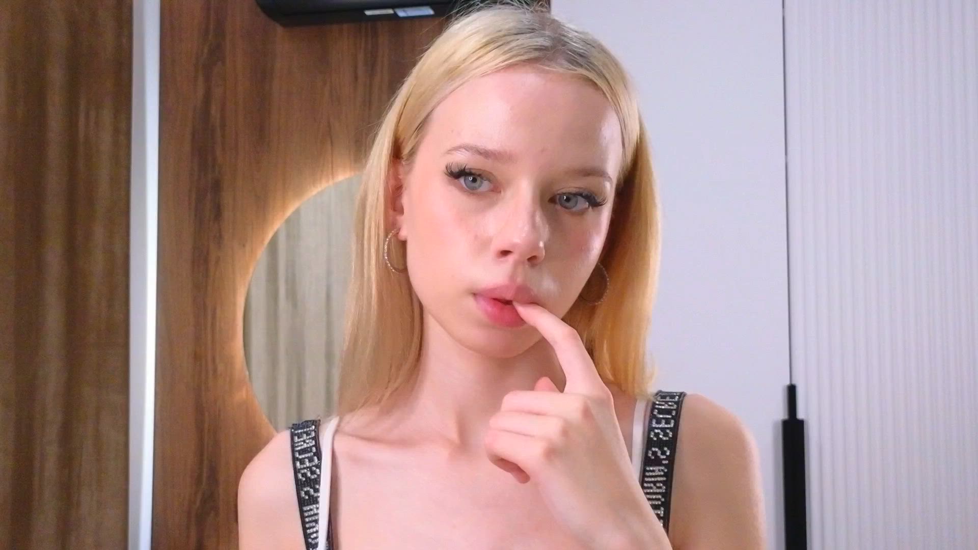 Lots of lips