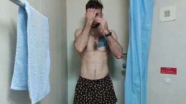 Trailer: Shower in Ship Cabin – Funny Carrot Under