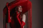 Lady in red