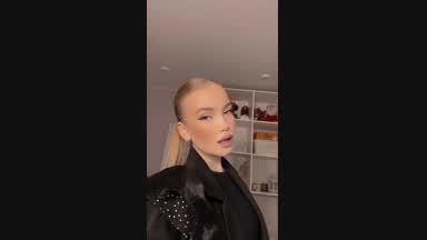 ^^