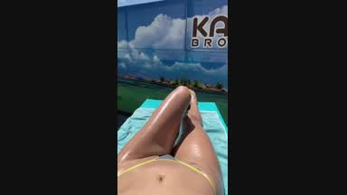 Day of tanning my body