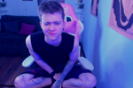 Back on stream^^