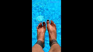 Pretty Toes over Pretty Water ASMR