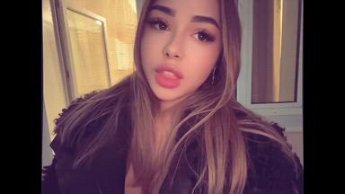 I wish i was yourgirl <3