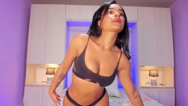 Sexy  Traacy