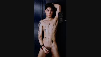 DICK SUPER HOT