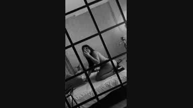 B&W 2