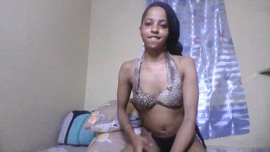 Melinaxx1