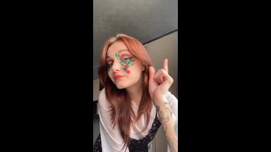 Me<3