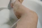 BATH TIME)