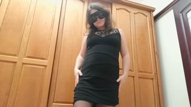Look at me and be obedient