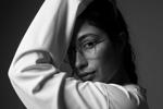 LIGHT WOMAN