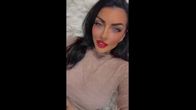 red lips