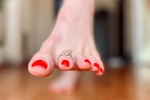 Bow to My toes