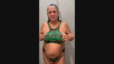 SHOWER IN GYM